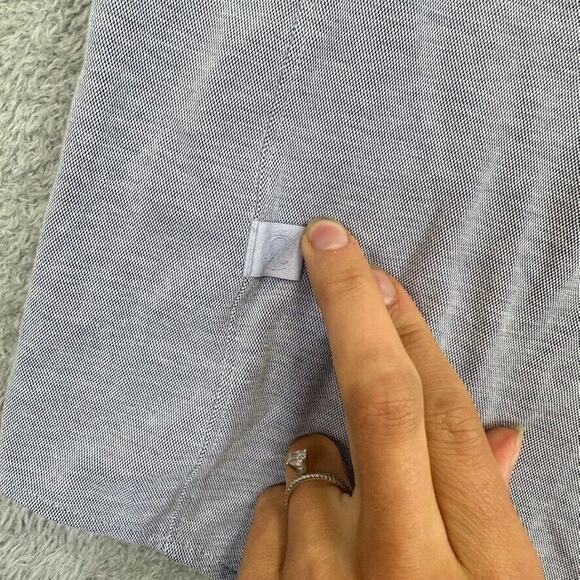 Lululemon Commission Shirt Mens L Blue Button Up Athleisure Performance - Picture 5 of 5